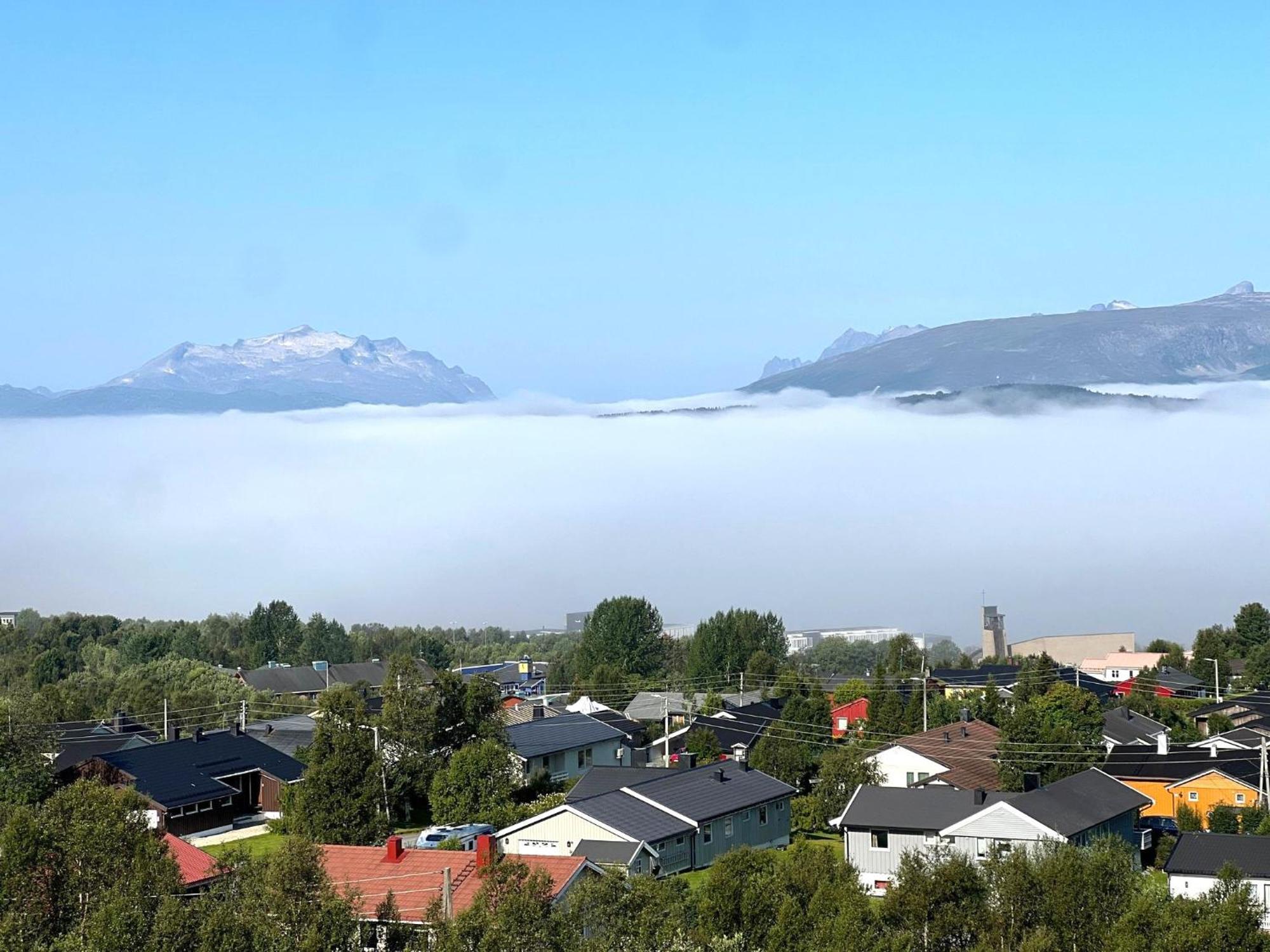 Arctic Inn, Cozy Single Bed Private Room In A Shared Apartment With Stunning Tromso Views Zewnętrze zdjęcie